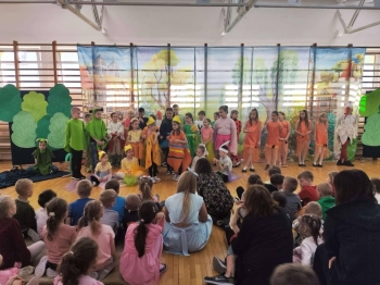 5670fb4a-c010-4ca9-a8b7-1b742f5e2ecd