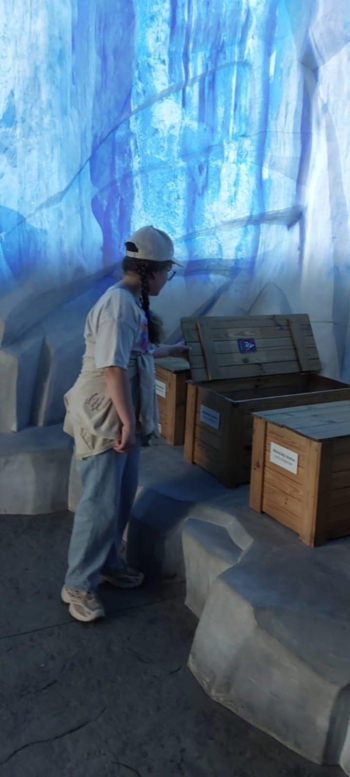 04fbaf5d-84af-41cf-aa2f-77dcd901fa19