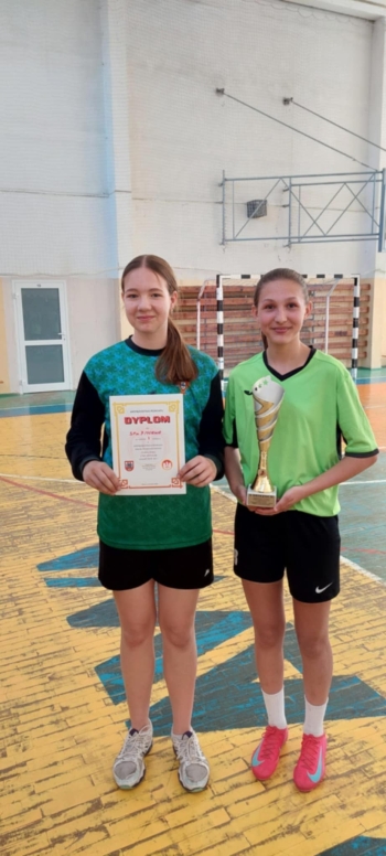 335a4afe-eef7-447a-8f32-98d10cbd373b