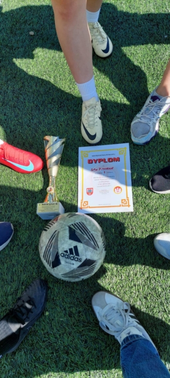 04792a88-4da4-4e44-9834-77bd6a53b145