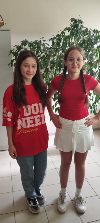 aee4e166-0de6-4cf3-bdb5-fff3b6c51309