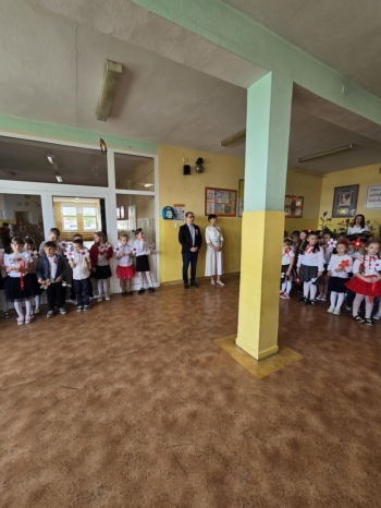 00d085fb-9502-45ee-a126-4889410c9631