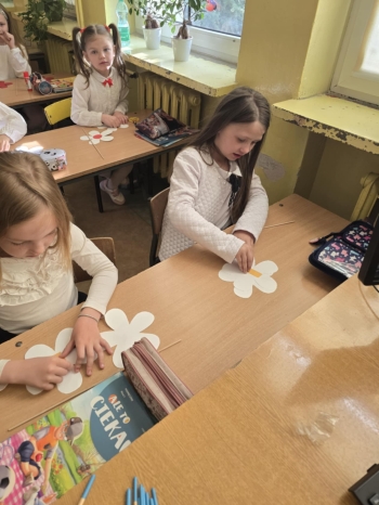 7f233b45-fb1f-42ce-a0ab-8ceae15af60d