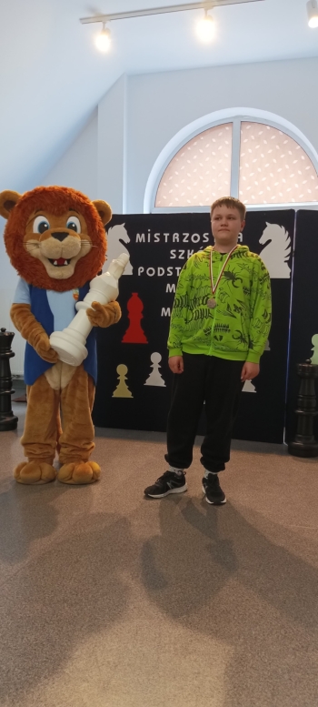 19073ab2-ff58-413d-b437-f7bf8d31869a