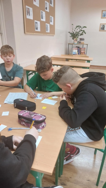 ba5f0841-aa24-4337-be85-bc3191183fc4