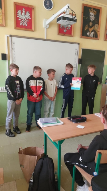 cda9bdbc-f7d1-45e3-8ca7-b3ea0590c2f7