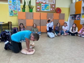 325efd9d-eca8-46d4-b505-0462cc82de79