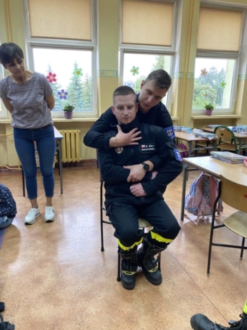 b0149d75-2739-40e4-a7cd-7a05971abf16