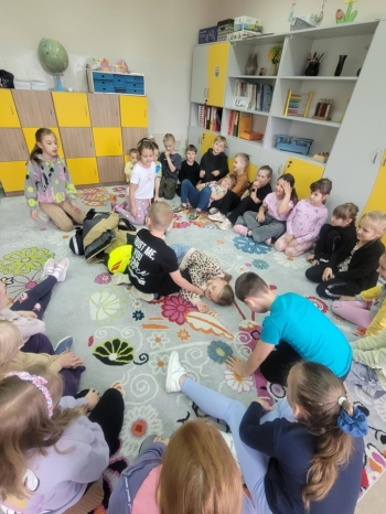 dfc4c3b3-0bc7-4edd-a207-892cb4114e0c