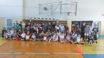 2fa12820-3096-4d32-8585-fffce10f890a