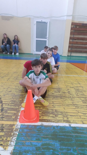 4eee8469-eaea-40c3-9b94-7887b0d4e610