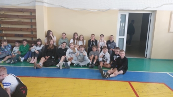 7a844e5b-6f38-4def-8274-650d76c01bcd