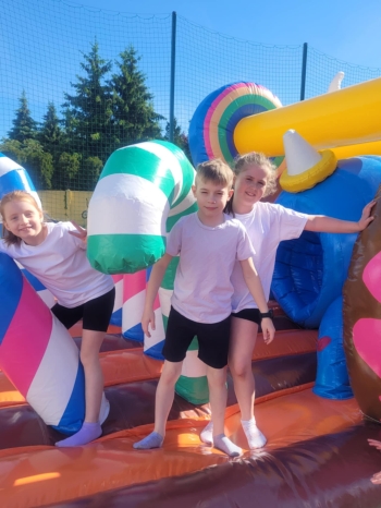 0bead2f8-a533-480e-8099-a6dbe5561aa6