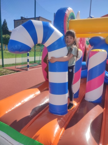 775d6533-15ca-4e92-9970-de7c2c4220c1