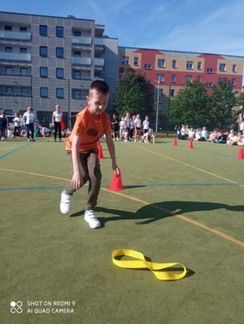 a557b822-efa1-4b45-a80b-c338a8e4ff12