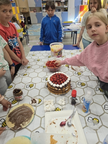 c0ff5240-ff66-457a-8966-21af702d365a