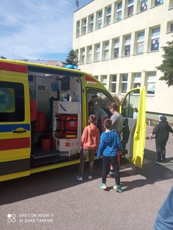 0425a43e-8338-4ce7-aa09-31a885a8f460