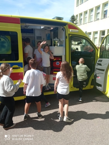 676be64a-eafc-483e-a557-4aeaf5887d0f