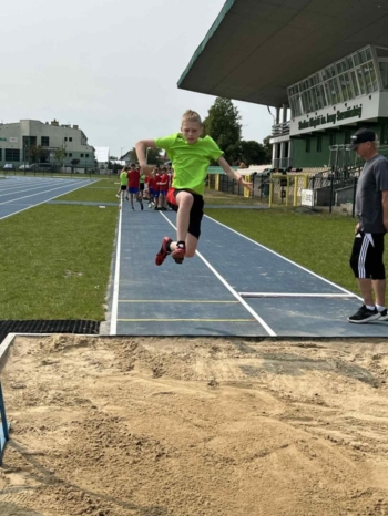 e29fdeb9-85b4-4b60-88ae-dd6202c42450