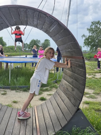 1a54875f-1314-44e6-802f-0c662b5f24e5