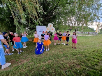 c805cdfc-1790-4066-85f2-3eddc3117680