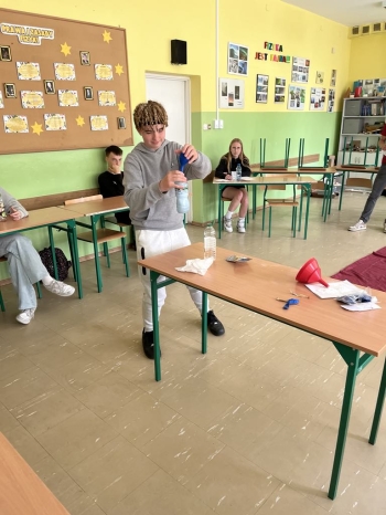 c6ca94ea-ff4b-4c09-9297-ed07b5848b27