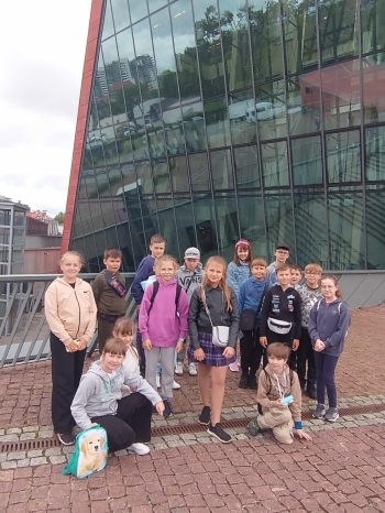 1ba5d17e-19b2-4837-b5fa-a5b705051d4b