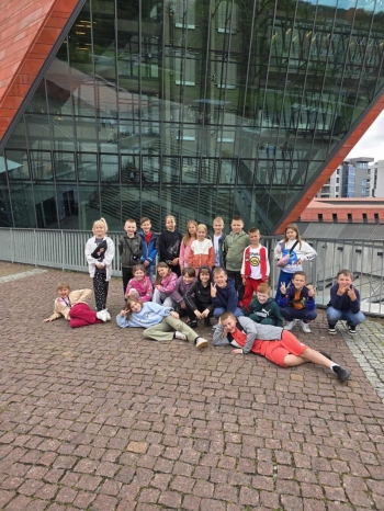 5ccbd675-b98c-4608-826c-b4b04ae284ef