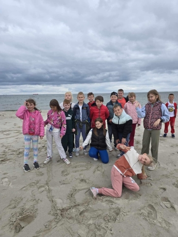 6ba3031e-c1c4-4e75-aa86-d9e4d6aeb894