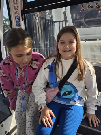 70ca4154-5beb-4bc3-8e53-706f7a4fe597