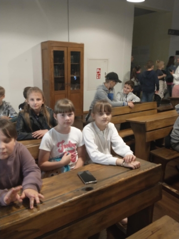 9377fdf5-e427-449a-80a8-80dadb600eba