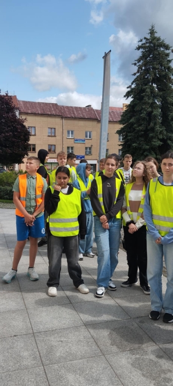 e1e06b5d-a013-40e1-8892-2bd84da16deb