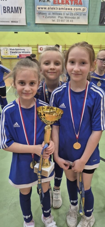 935e0622-c5a4-4ce7-98dc-5f2a505ccabc