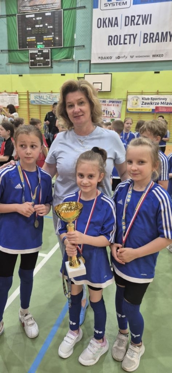 68030ab4-70d8-4ee2-bc84-b79c74ffa1a5