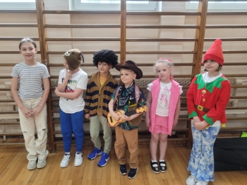 d0409fc6-934c-416f-bff1-754983f8e43a