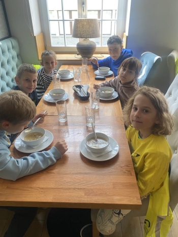 b2a51581-7d7d-4709-8459-e262beda0c12