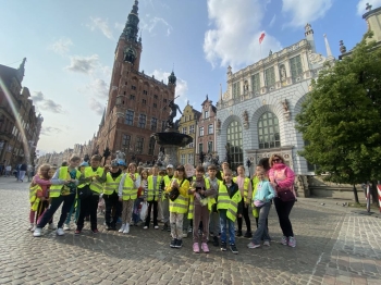 b978e976-e5d0-4ae3-9b0d-84162e182219