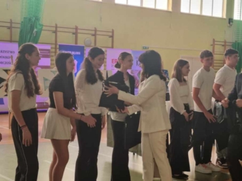 6a24eb7d-cd8d-489c-8444-978a6c90d022