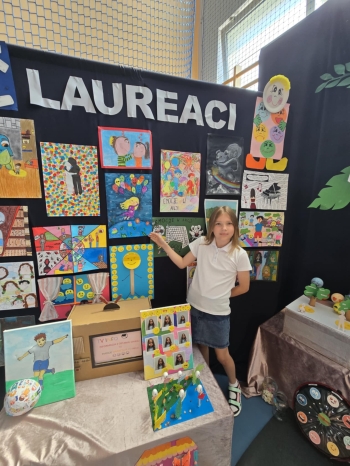 b1a2ddc6-4ba6-4994-8655-ed636252fe70