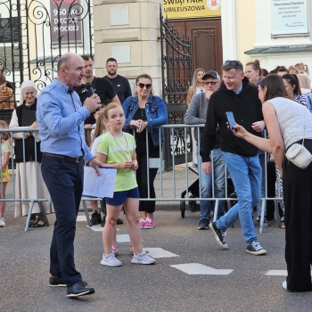 0fc8d286-8906-401f-ac03-cf138ec03fda