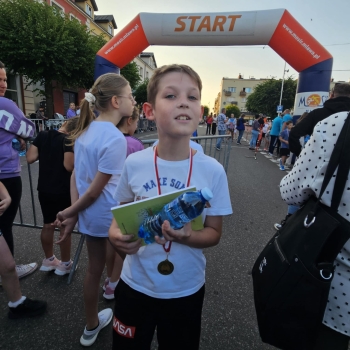 29270c6e-6926-4603-956b-e2015a160239