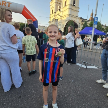 bdf87671-b4ab-4894-9a75-84e78a97e1c5