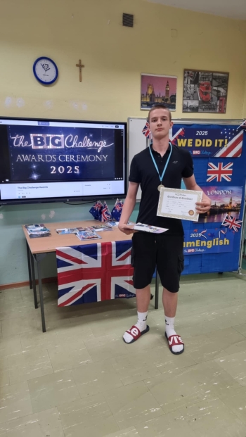 18f98538-ea6b-433e-97e6-cfe0e02808fd