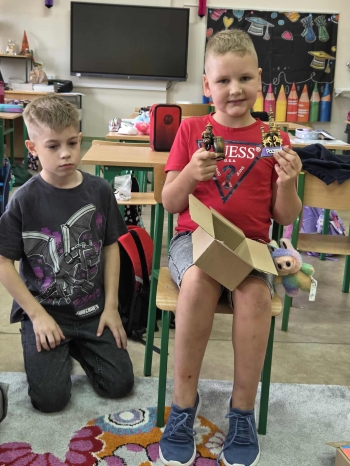 e04f5f0f-c923-495c-a500-61ef725e0d9a