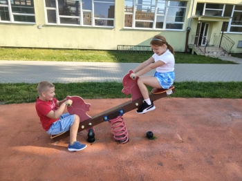 b9ec83d1-53ba-4e12-a745-263a446f5353