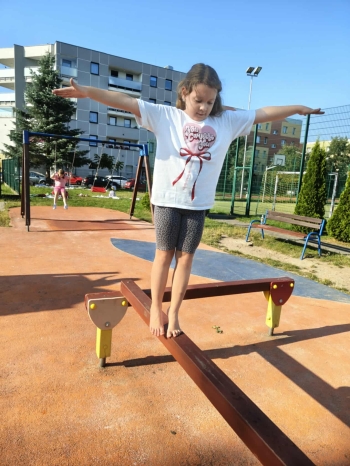 ca67fc72-9480-46c1-88f8-e487a55f761d