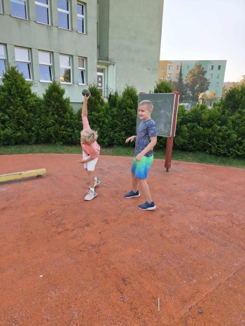 e7eea3dd-4ad6-4eb3-8a18-f899002a69a2