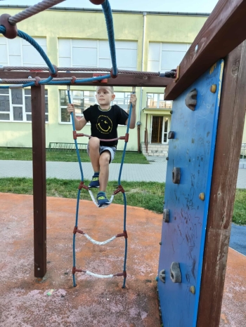 eacf55fe-db0d-47e8-b07e-af3fc4e44ba9