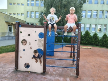 fa65885b-48b7-4096-959f-19f8ba11a804