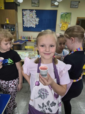 2b76b8d7-3863-449b-bb2d-f734b3c768c3